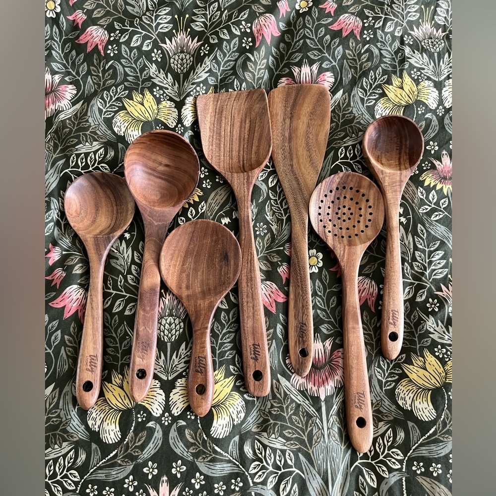 NWOT 7 piece Tilly kitchen tool set